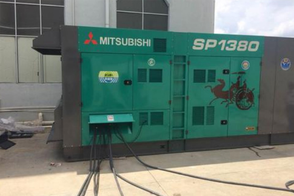 邵武为什么有些柴油发电机组的输出电压可以调节？